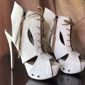 NEW Kate Ferguson Eraussi Ice - Cream Leather 7.5